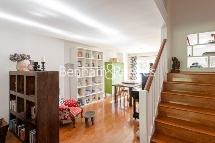 5  bedrooms house to rent in Millfield Lane, Highgate, N6-image 24