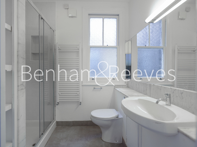 5  bedrooms house to rent in Priory Gardens, Highgate, N6-image 5