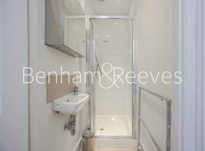 5  bedrooms house to rent in Priory Gardens, Highgate, N6-image 12
