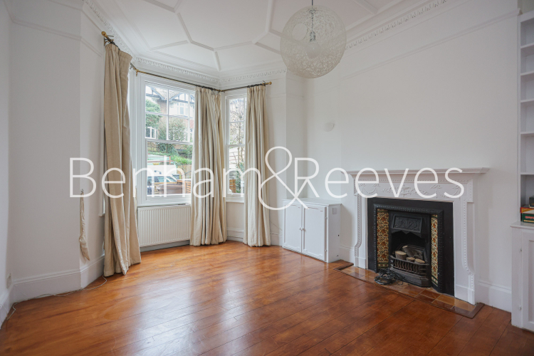 5 bedrooms house to rent in Priory Gardens, Highgate, N6-image 16