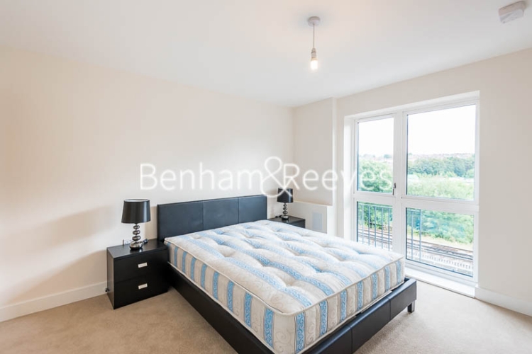 1 bedroom(s) flat to rent in Victoria Way, Fairthorn Road, SE7-image 7