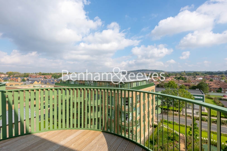 Studio flat to rent in Maltby House, Kidbrooke Village, SE3-image 6