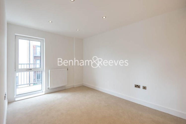 2  bedrooms flat to rent in Fairthorn Road, Charlton, SE7-image 3