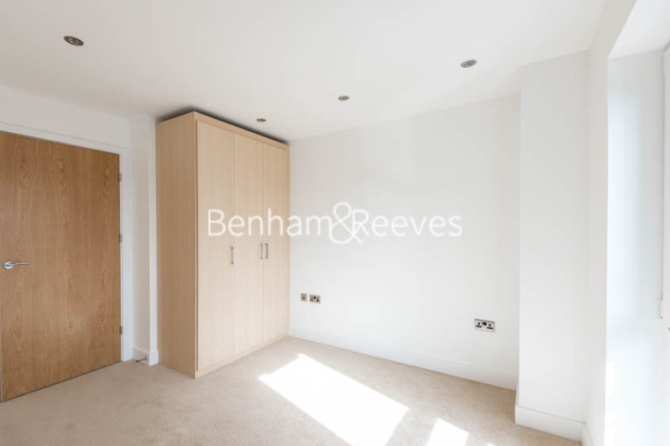 2  bedrooms flat to rent in Fairthorn Road, Charlton, SE7-image 7