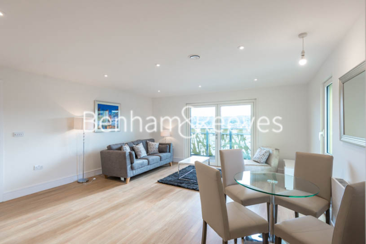 2 bedrooms flat to rent in Tilston Bright Square, Abbey Wood, SE2-image 1