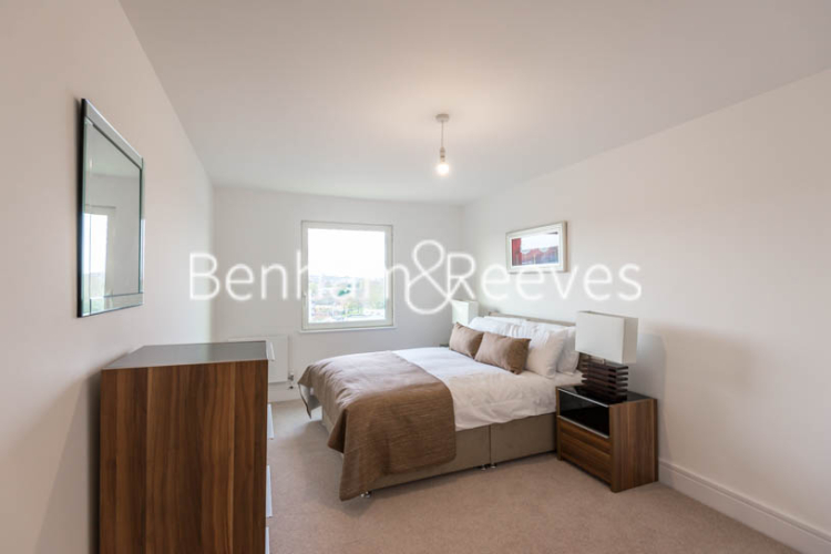2 bedrooms flat to rent in Tilston Bright Square, Abbey Wood, SE2-image 3