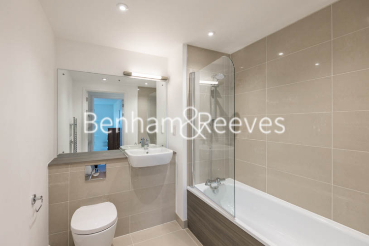 2  bedrooms flat to rent in Tilston Bright Square, Abbey Wood, SE2-image 4
