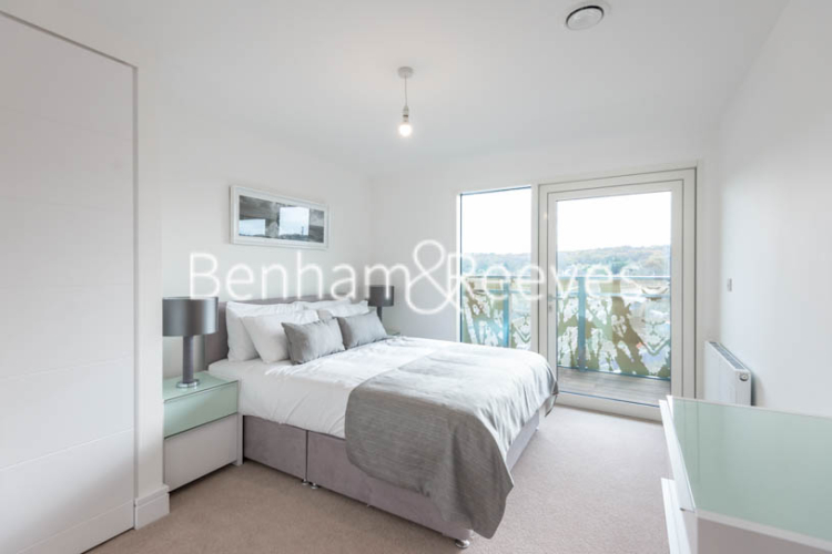2  bedrooms flat to rent in Tilston Bright Square, Abbey Wood, SE2-image 5