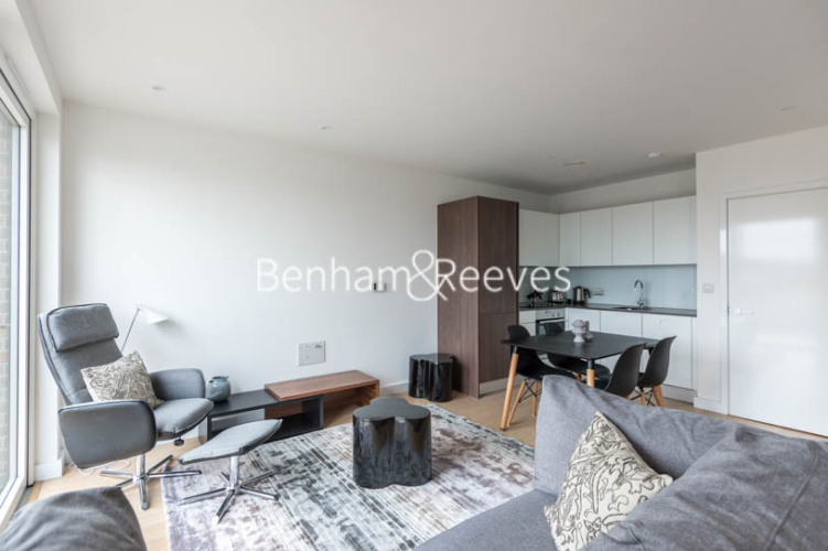 Studio flat to rent in Imperial Building, Royal Arsenal Riverside, SE18-image 1