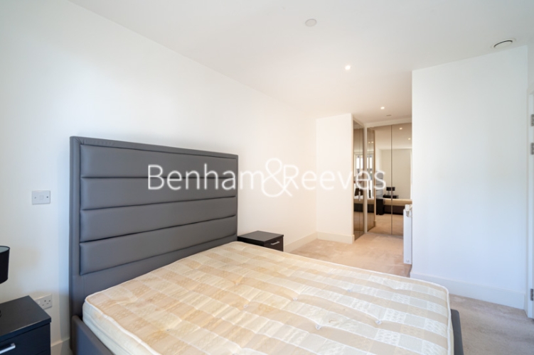 1  bedroom flat to rent in Plumstead Road, Woolwich, SE18-image 3