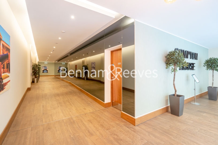 1  bedroom flat to rent in Plumstead Road, Woolwich, SE18-image 12