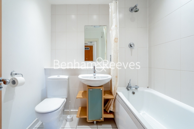 2  bedrooms flat to rent in Cadagon Road, Woolwich Arsenal, SE18-image 4