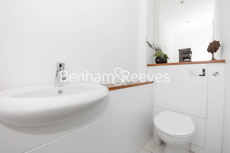 2 bedrooms flat to rent in John Harrison Way, North Greenwich, SE10-image 4