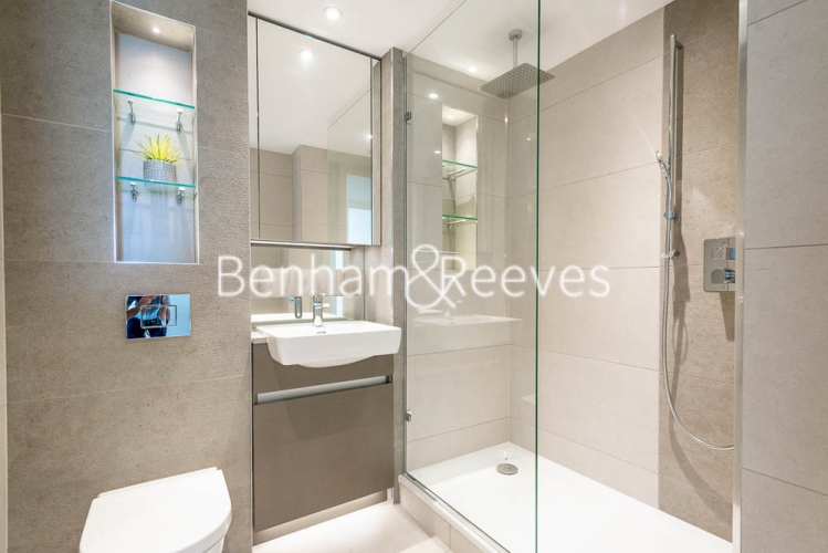 3 bedrooms flat to rent in Duke of Wellington Avenue, Canary Wharf, SE18-image 9