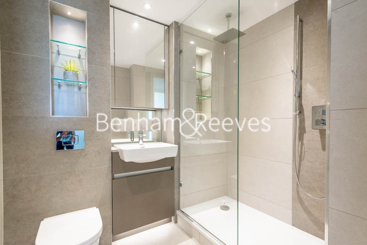 3  bedrooms flat to rent in Duke of Wellington Avenue, Canary Wharf, SE18-image 9