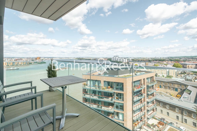 3 bedrooms flat to rent in Duke of Wellington Avenue, Canary Wharf, SE18-image 14