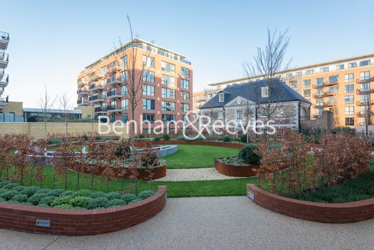 3  bedrooms flat to rent in Duke of Wellington Avenue, Canary Wharf, SE18-image 15