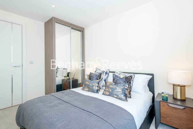 3  bedrooms flat to rent in Duke of Wellington Avenue, Canary Wharf, SE18-image 18