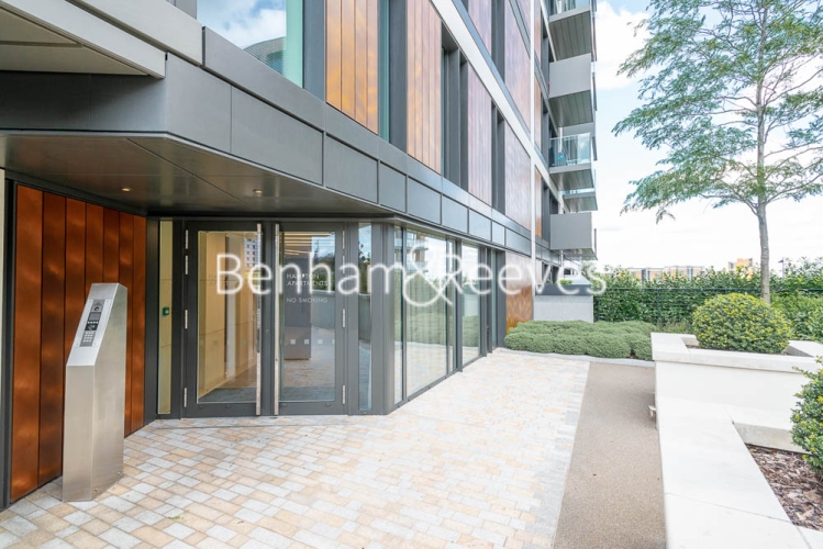 3 bedrooms flat to rent in Duke of Wellington Avenue, Canary Wharf, SE18-image 20