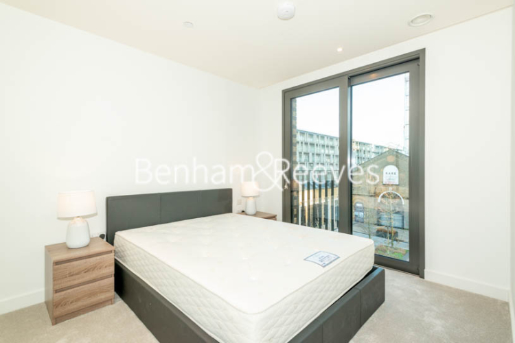 2 bedrooms flat to rent in Barracks Court, Major Draper Street, SE18-image 11