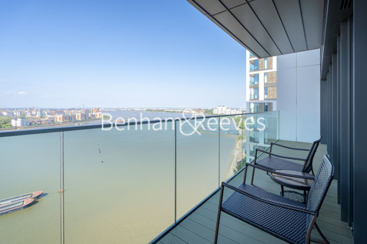 2  bedrooms flat to rent in Duke of Wellington Avenue, Woolwich, SE18-image 6