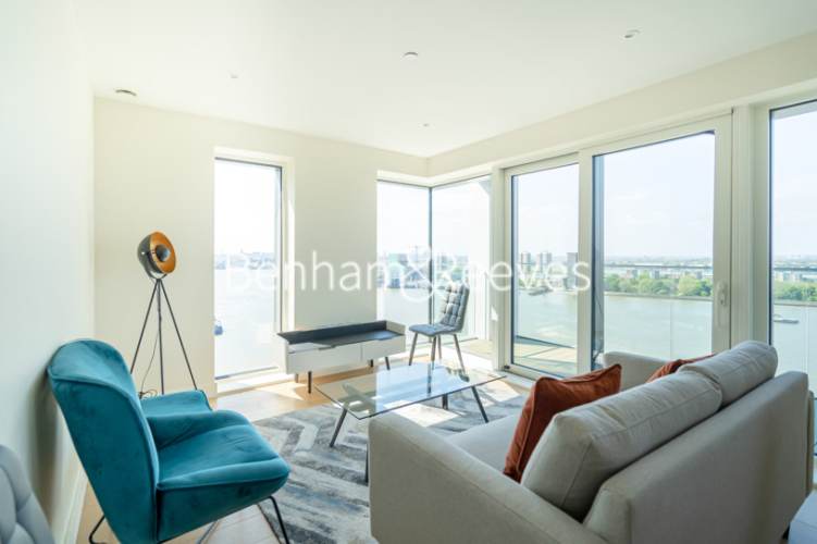 2  bedrooms flat to rent in Duke of Wellington Avenue, Woolwich, SE18-image 12