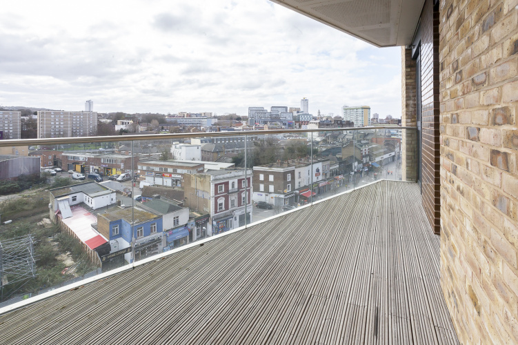 1  bedroom flat to rent in Victory Parade, Woolwich, SE18-image 6