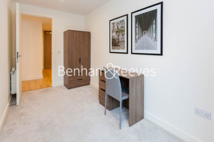 2  bedrooms flat to rent in Duke of  Wellington, Woolwich, SE18-image 10