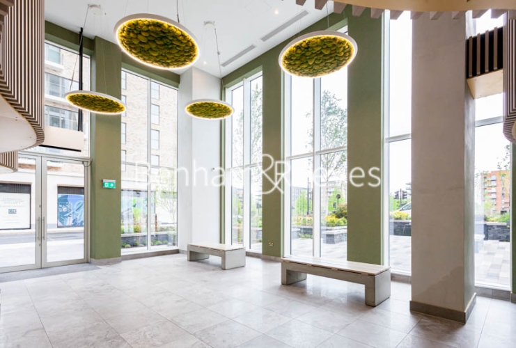 2  bedrooms flat to rent in Birch House, Kidbrooke Village, SE3-image 17