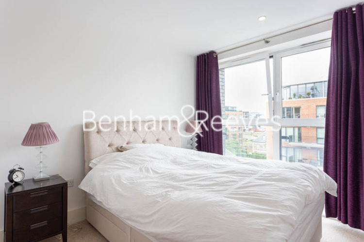 2  bedrooms flat to rent in Royal Arsenal Riverside, Woolwich, SE18-image 9