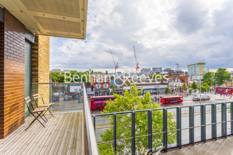 2  bedrooms flat to rent in Plumstead Road, Royal Arsenal Riverside, SE18-image 5