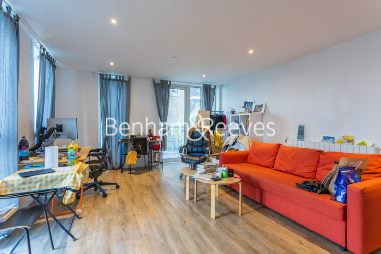 2  bedrooms flat to rent in Plumstead Road, Royal Arsenal Riverside, SE18-image 7