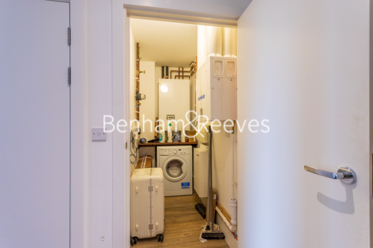 2  bedrooms flat to rent in Plumstead Road, Royal Arsenal Riverside, SE18-image 15