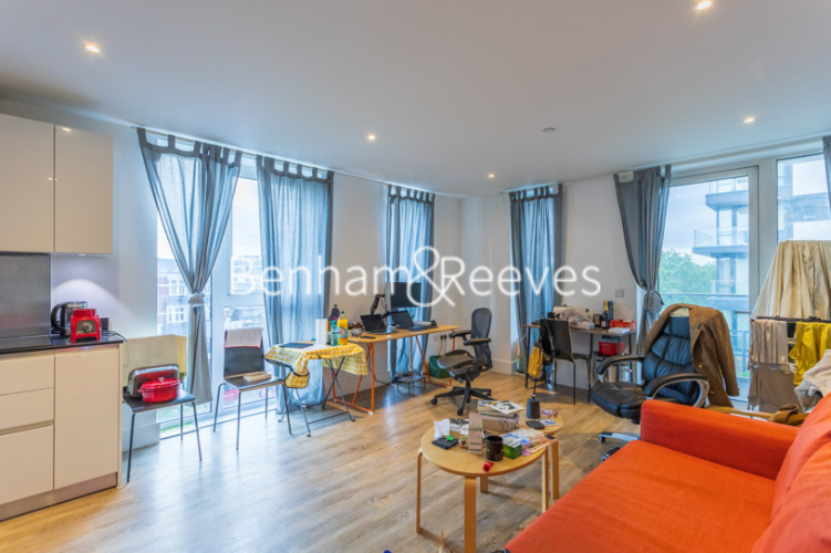 2  bedrooms flat to rent in Plumstead Road, Royal Arsenal Riverside, SE18-image 17