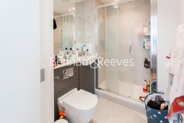 3  bedrooms flat to rent in Prospect Row, Stratford, E15-image 7