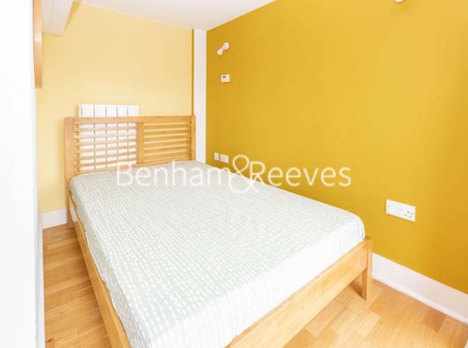 1 bedroom flat to rent in Cadogan Road, Royal Arsenal Riverside, SE18-image 3