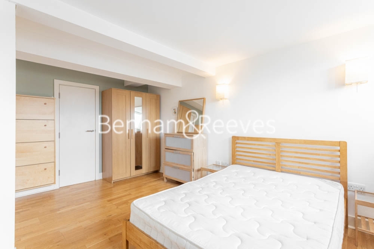 1  bedroom flat to rent in Cadogan Road, Royal Arsenal Riverside, SE18-image 8