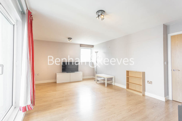 2  bedrooms flat to rent in Erebus Drive, Woolwich, SE28-image 12