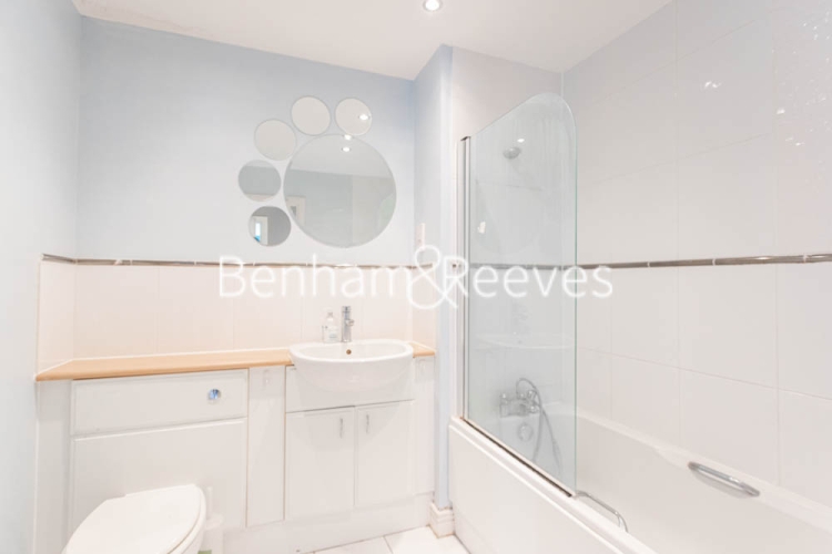 2 bedrooms flat to rent in Erebus Drive, Woolwich, SE28-image 13