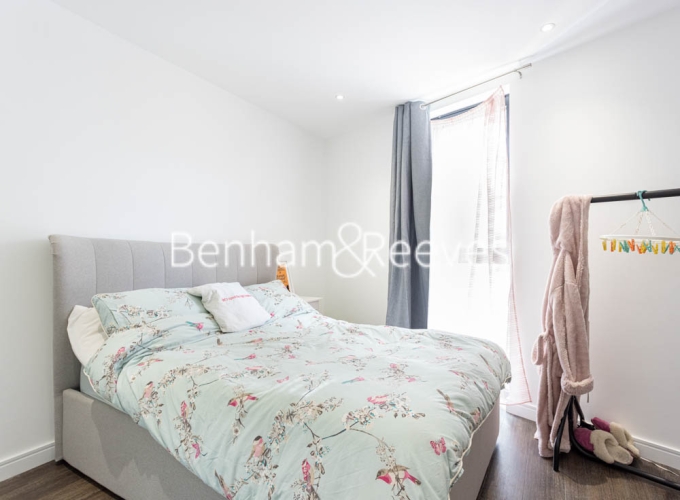 1  bedroom flat to rent in Woolwich High Street, Woolwich, SE18-image 3
