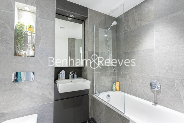 1  bedroom flat to rent in Woolwich High Street, Woolwich, SE18-image 4