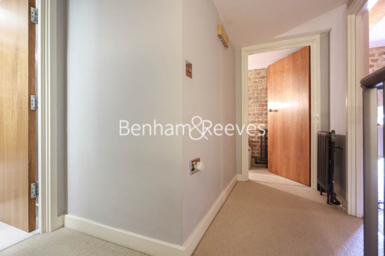 3 bedrooms flat to rent in Marlborough Road, Royal Arsenal Riverside, SE18-image 11