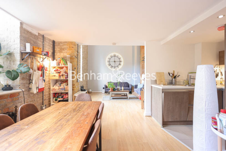 3  bedrooms flat to rent in Marlborough Road, Royal Arsenal Riverside, SE18-image 14