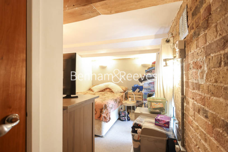 3  bedrooms flat to rent in Marlborough Road, Royal Arsenal Riverside, SE18-image 21