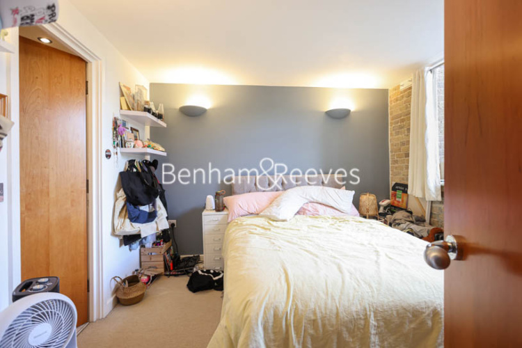 3  bedrooms flat to rent in Marlborough Road, Royal Arsenal Riverside, SE18-image 27