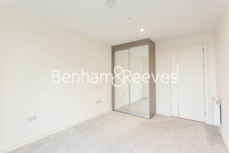 1  bedroom flat to rent in Duke of Wellington Avenue, Woolwich, SE18-image 14