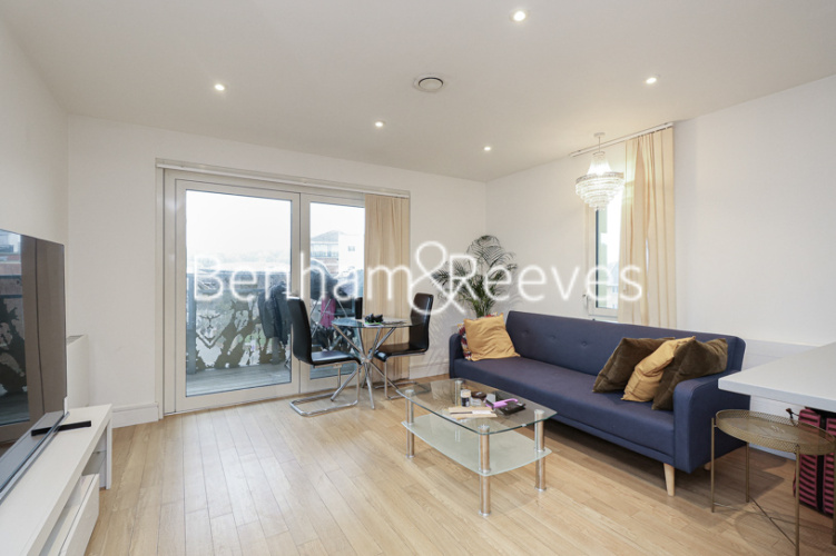 2  bedrooms flat to rent in Tilston Bright Square, Abbeywood, SE2-image 1