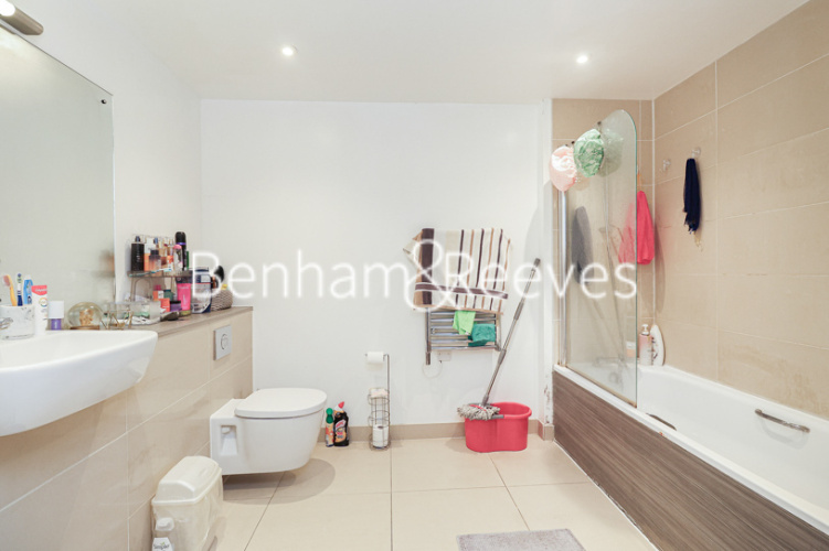 2  bedrooms flat to rent in Tilston Bright Square, Abbeywood, SE2-image 4