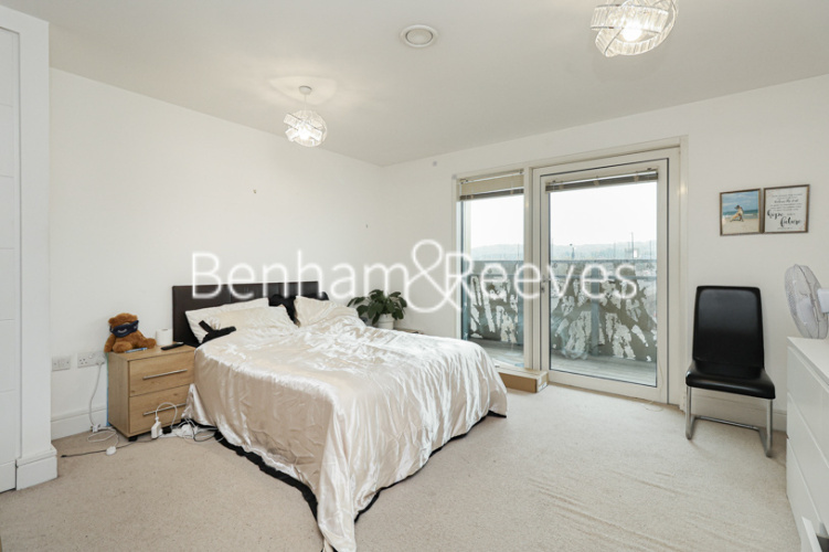 2  bedrooms flat to rent in Tilston Bright Square, Abbeywood, SE2-image 14