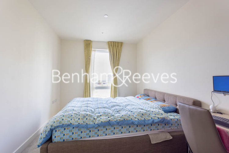 2 bedrooms flat to rent in Thunderer Walk, Woolwich, SE18-image 9